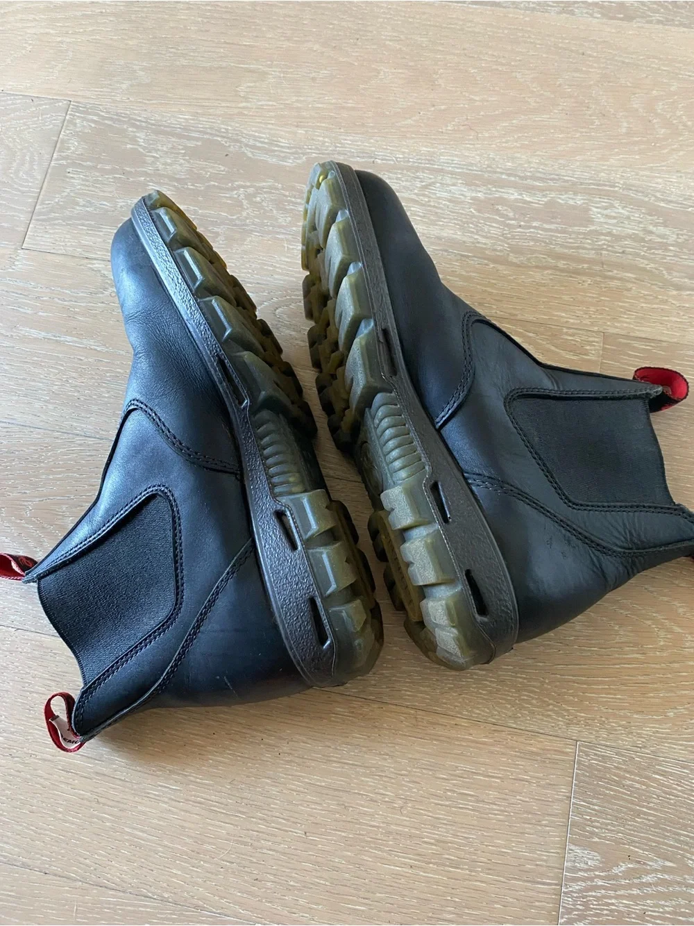 Redback Bobcat black leather ankle Chelsea boots men us size 9.5 us 8.5